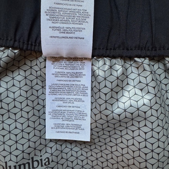 Columbia Black Waterproof Pants - Picture 13 of 14
